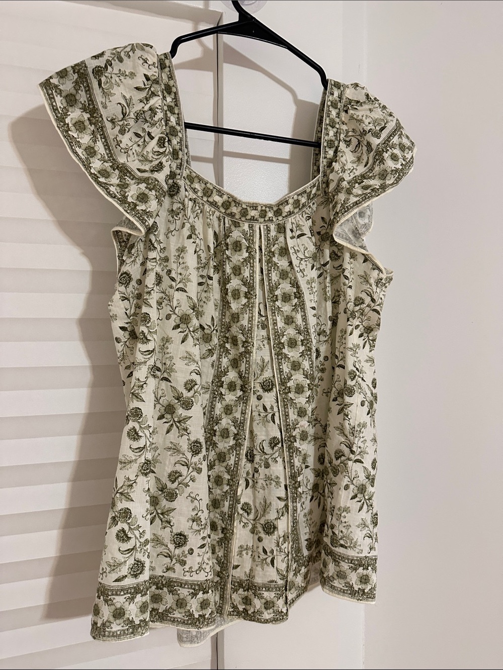 Max Studio Cream Tunic with Olive Green Floral Print and Ruffle Sleeves, XS